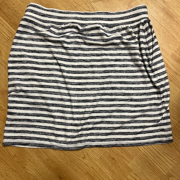 Market & Spruce Amia Knit Skirt 1X - Picture 3 of 3